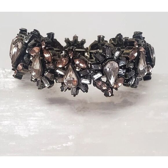 Sugar Fix by Bauble Bar Bracelet Stretch Pink/Grey Rhinestones Florets Reversed - Picture 2 of 11